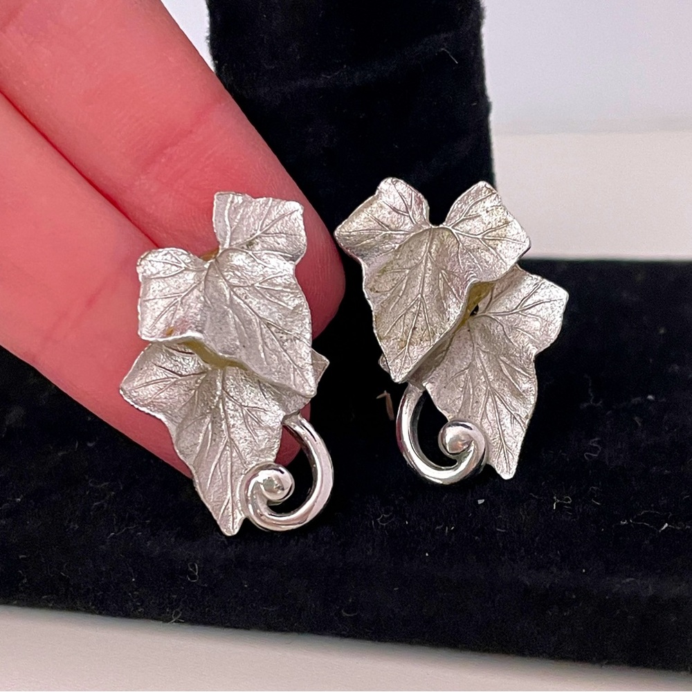 Vintage Silver Tone Fall Autumn Leaf CottageCore Fairy Boho Whimsical Earrings